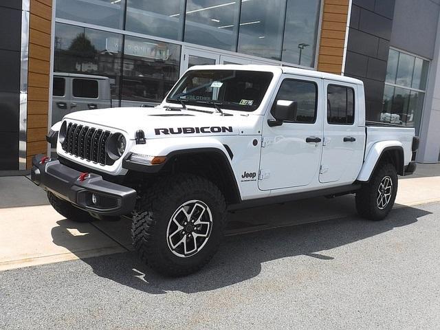 new 2025 Jeep Gladiator car, priced at $52,370