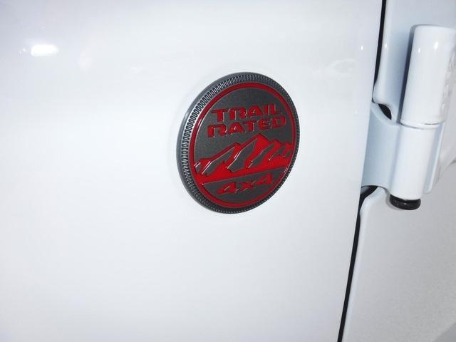 new 2025 Jeep Gladiator car, priced at $52,370