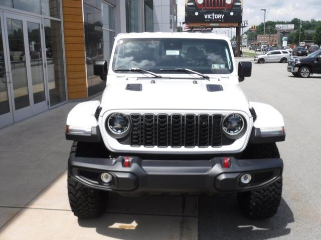 new 2025 Jeep Gladiator car, priced at $52,370