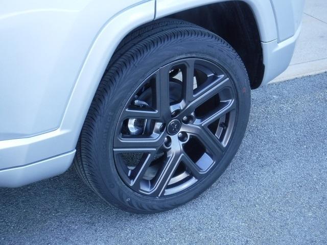 new 2025 Jeep Compass car, priced at $33,869