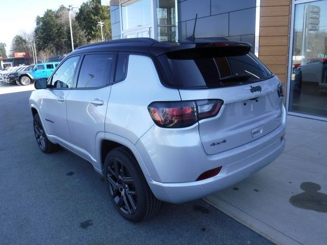 new 2025 Jeep Compass car, priced at $33,869