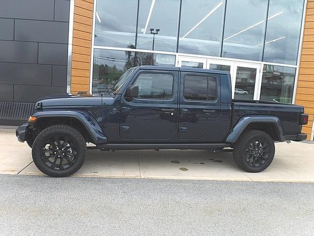 new 2025 Jeep Gladiator car, priced at $43,113