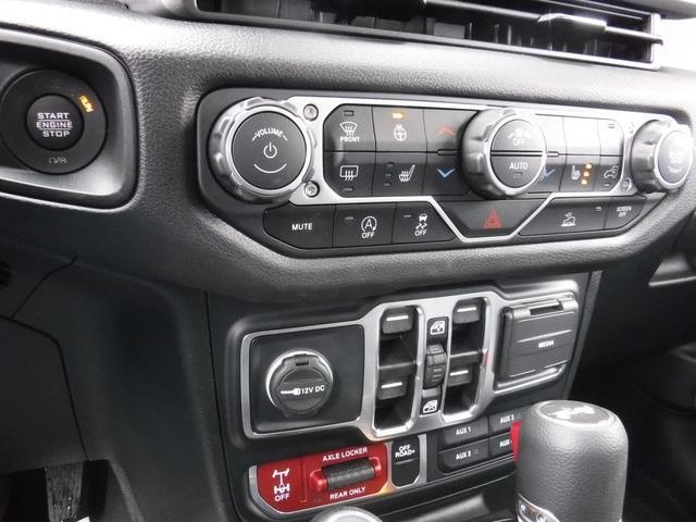 new 2025 Jeep Wrangler car, priced at $47,235