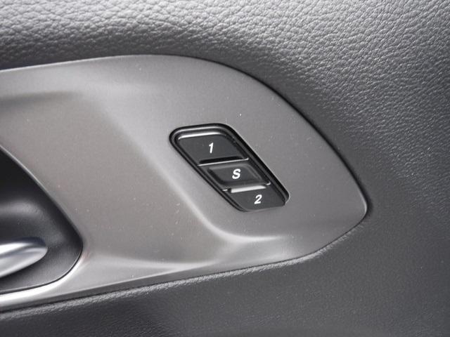 new 2025 Chrysler Pacifica car, priced at $42,618
