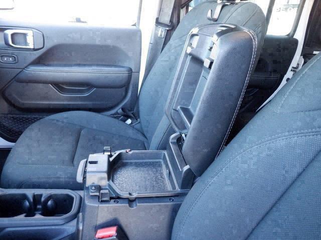 used 2022 Jeep Wrangler Unlimited car, priced at $35,440