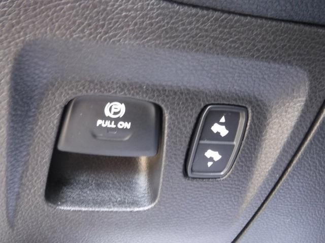used 2021 Ram 1500 car, priced at $32,590