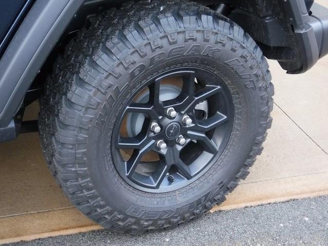 new 2025 Jeep Wrangler car, priced at $47,378