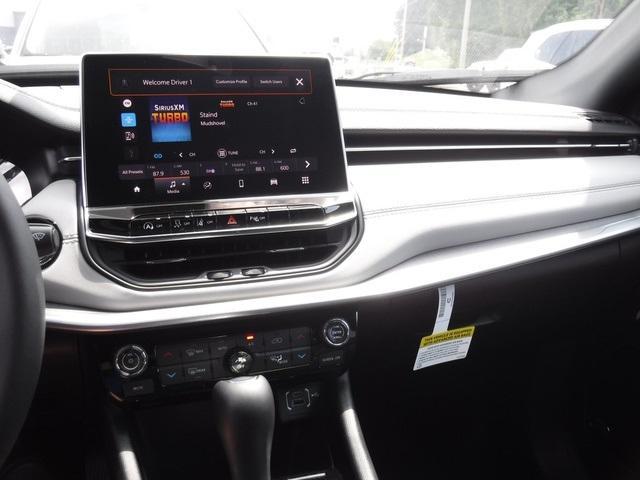 new 2025 Jeep Compass car, priced at $34,923