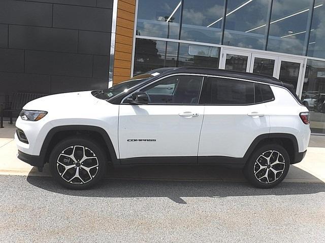 new 2025 Jeep Compass car, priced at $34,923