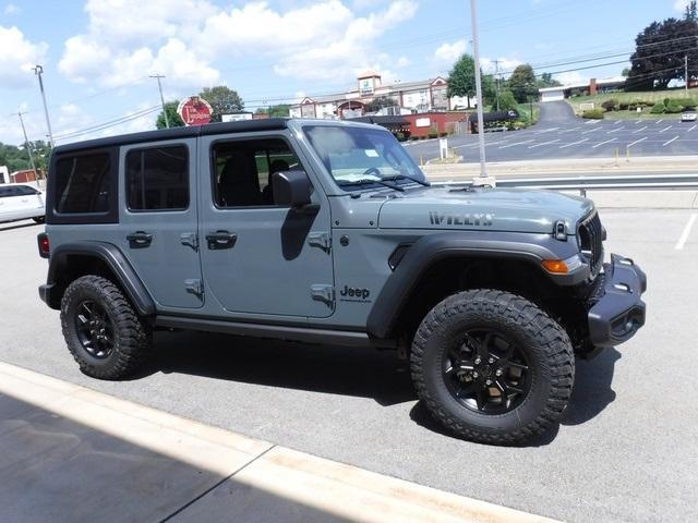 new 2025 Jeep Wrangler car, priced at $47,075