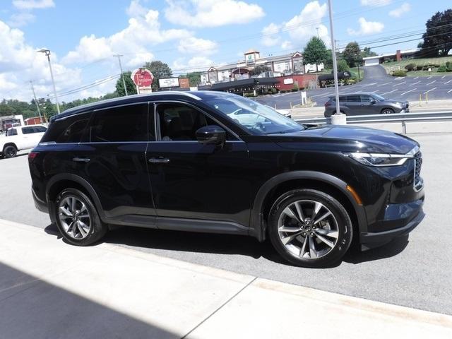 used 2025 INFINITI QX60 car, priced at $45,220