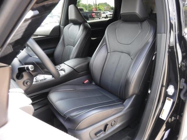 used 2025 INFINITI QX60 car, priced at $45,220