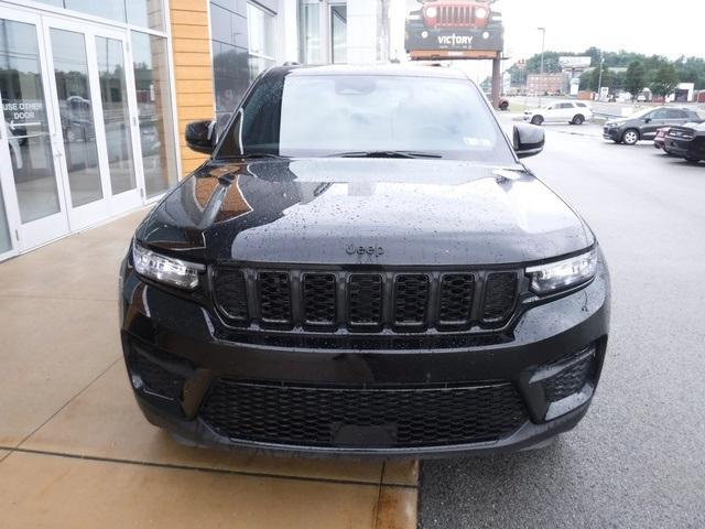 used 2024 Jeep Grand Cherokee car, priced at $37,925