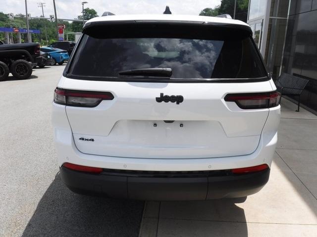 new 2025 Jeep Grand Cherokee L car, priced at $42,977