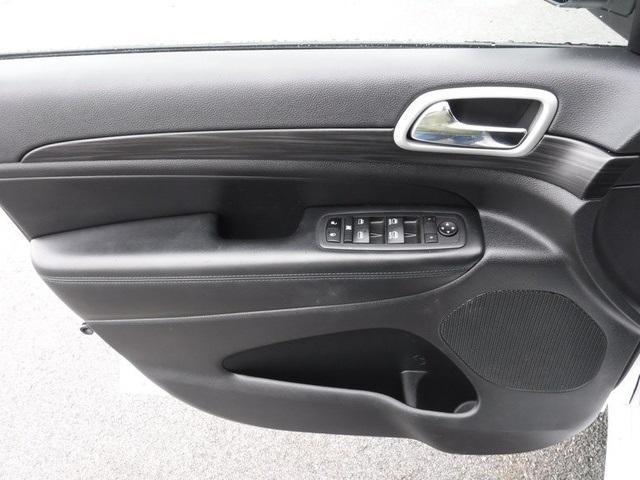 used 2022 Jeep Grand Cherokee WK car, priced at $28,955