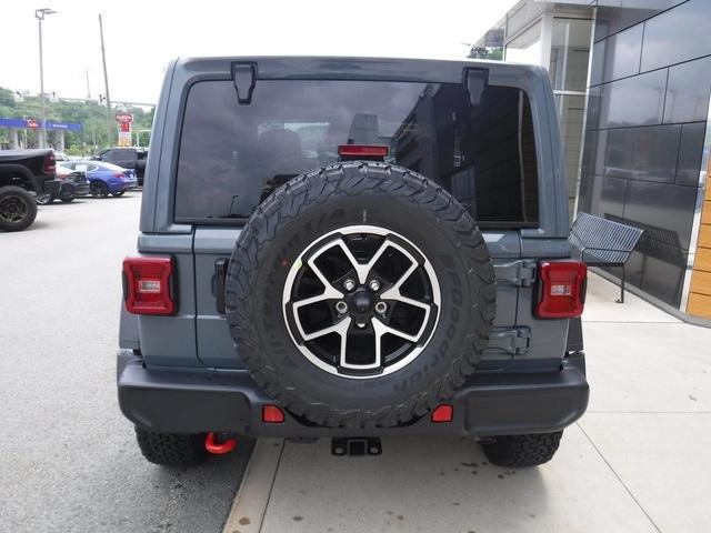 new 2025 Jeep Wrangler car, priced at $46,585