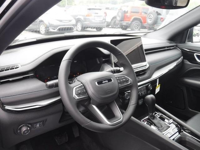 new 2025 Jeep Compass car, priced at $35,238