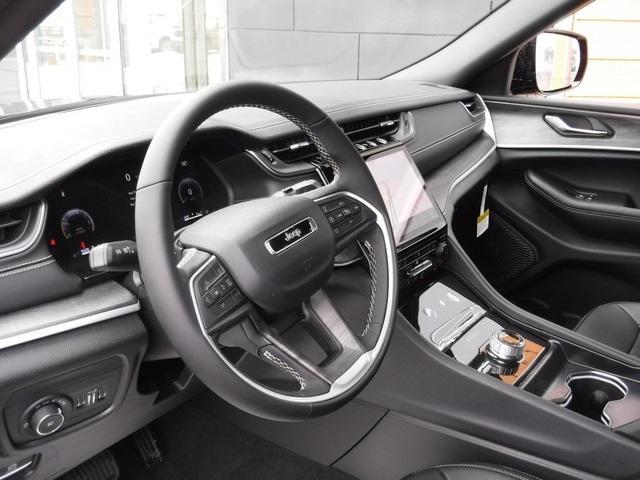 new 2025 Jeep Grand Cherokee L car, priced at $50,617