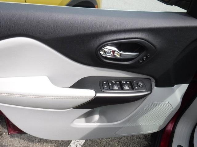 used 2019 Jeep Cherokee car, priced at $20,990