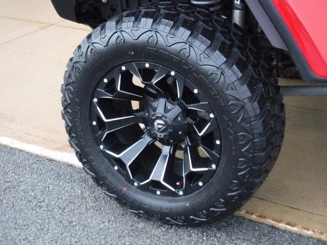 used 2019 Jeep Wrangler Unlimited car, priced at $31,990