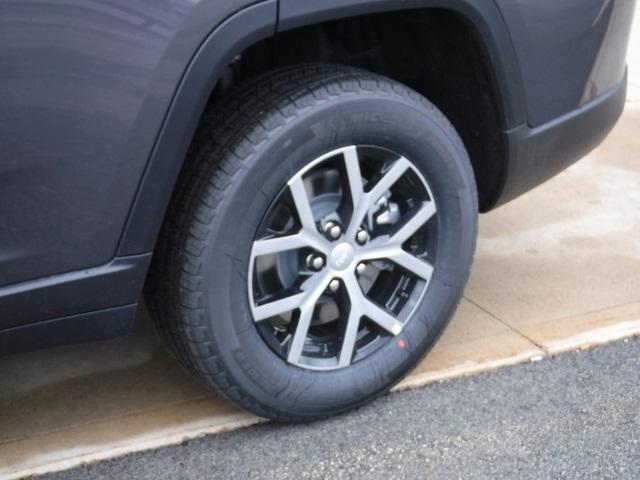 new 2025 Jeep Grand Cherokee L car, priced at $48,454