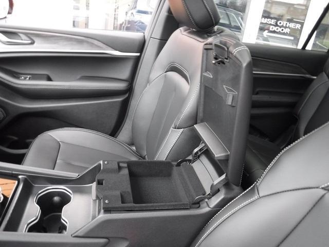 new 2025 Jeep Grand Cherokee L car, priced at $48,454