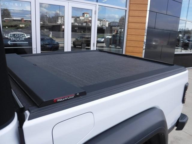 used 2022 Jeep Gladiator car, priced at $36,480