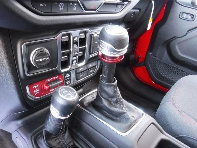 new 2025 Jeep Wrangler car, priced at $52,720