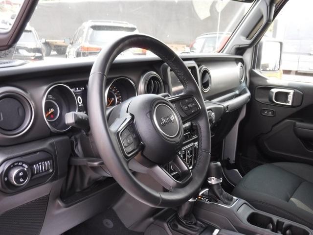 used 2022 Jeep Gladiator car, priced at $37,434