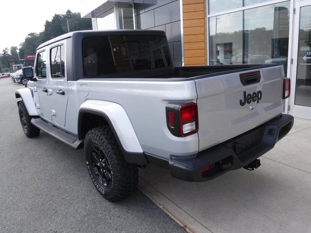 used 2022 Jeep Gladiator car, priced at $37,434