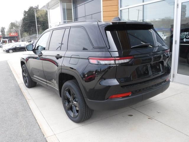 new 2025 Jeep Grand Cherokee car, priced at $45,066