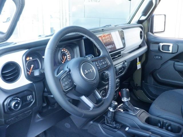 new 2025 Jeep Wrangler car, priced at $48,258