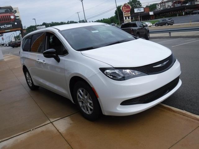 new 2025 Chrysler Voyager car, priced at $39,283