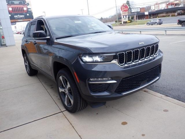 new 2025 Jeep Grand Cherokee car, priced at $50,166