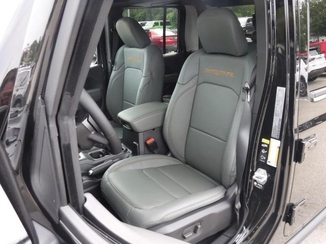new 2025 Jeep Gladiator car, priced at $53,370