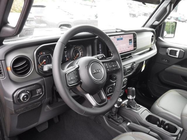 new 2025 Jeep Gladiator car, priced at $53,370