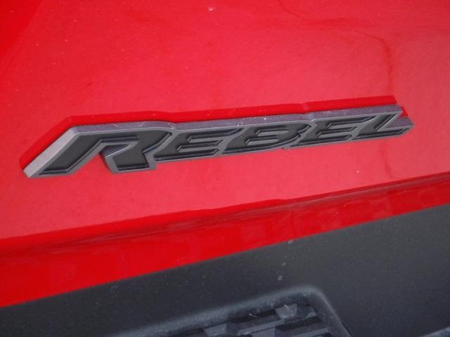 new 2025 Ram 1500 car, priced at $60,040