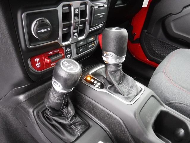 new 2025 Jeep Wrangler car, priced at $55,937