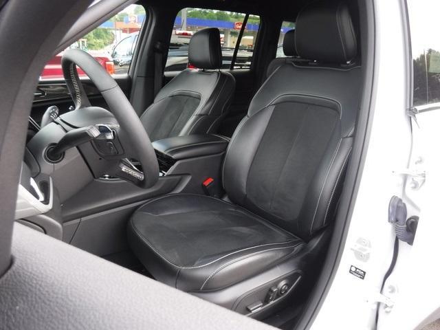 used 2023 Jeep Grand Cherokee car, priced at $31,966