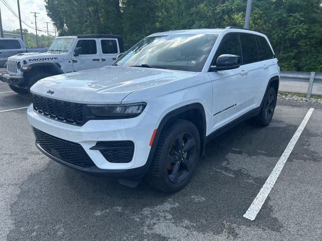 used 2023 Jeep Grand Cherokee car, priced at $33,440