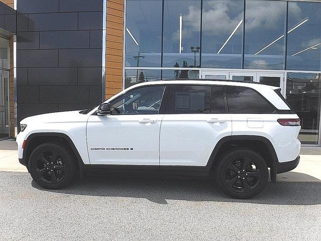 used 2023 Jeep Grand Cherokee car, priced at $31,966