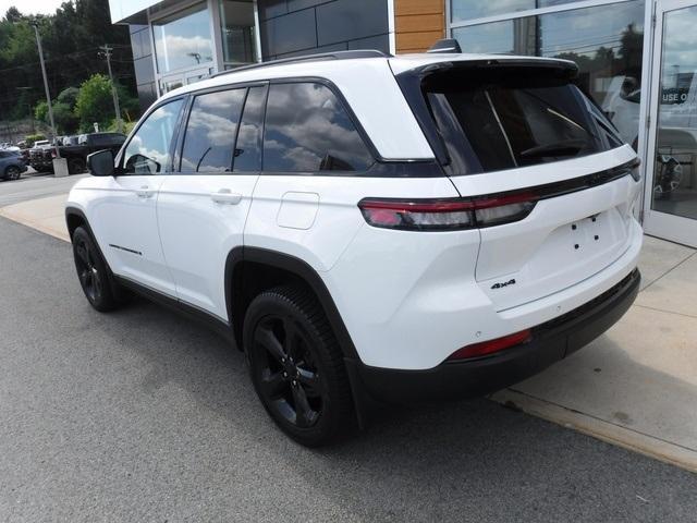used 2023 Jeep Grand Cherokee car, priced at $31,966