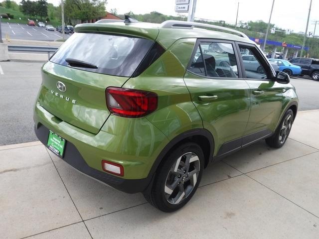 used 2022 Hyundai Venue car, priced at $18,827