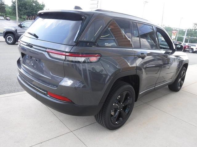 new 2025 Jeep Grand Cherokee car, priced at $48,375