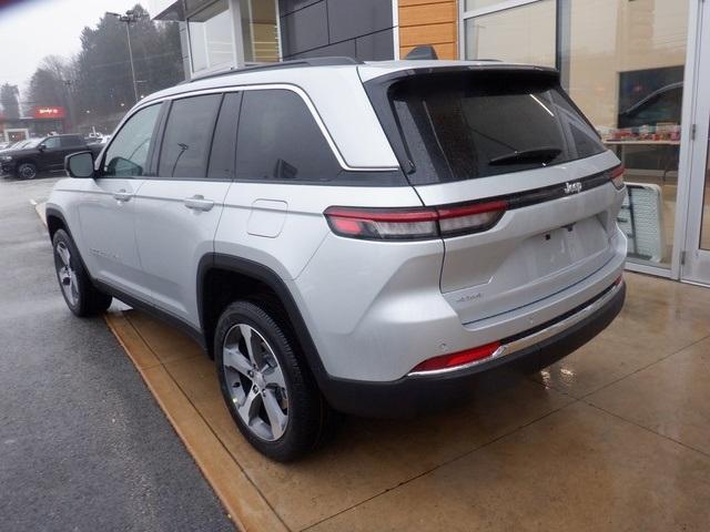 new 2025 Jeep Grand Cherokee car, priced at $50,166