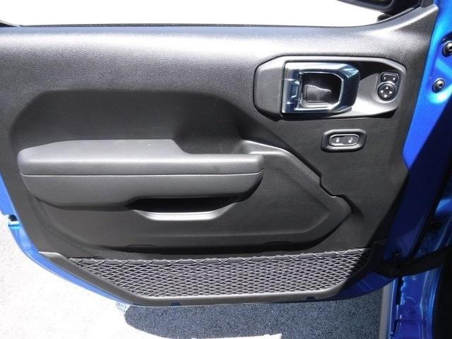 new 2025 Jeep Wrangler car, priced at $50,085
