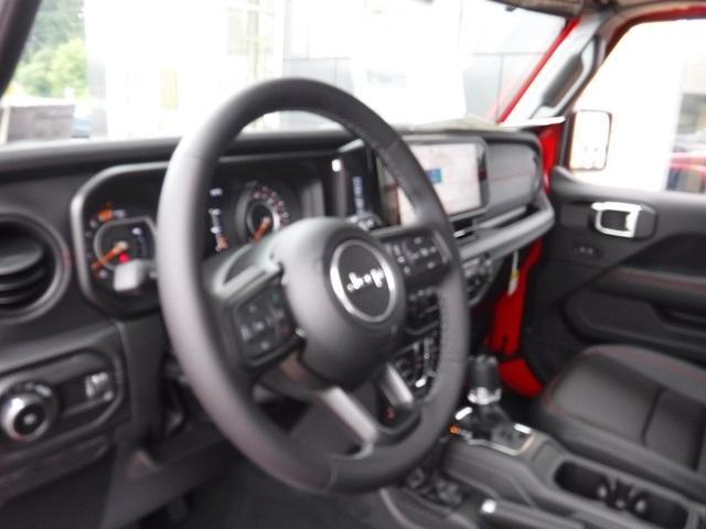 new 2025 Jeep Wrangler car, priced at $58,538