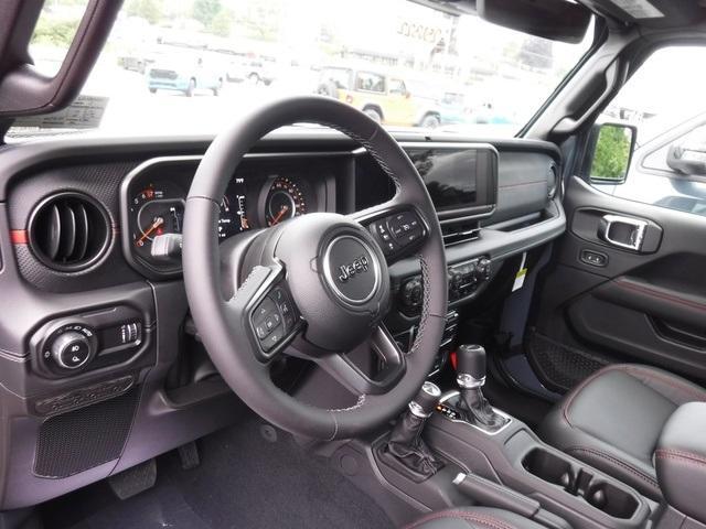 new 2025 Jeep Gladiator car, priced at $59,035