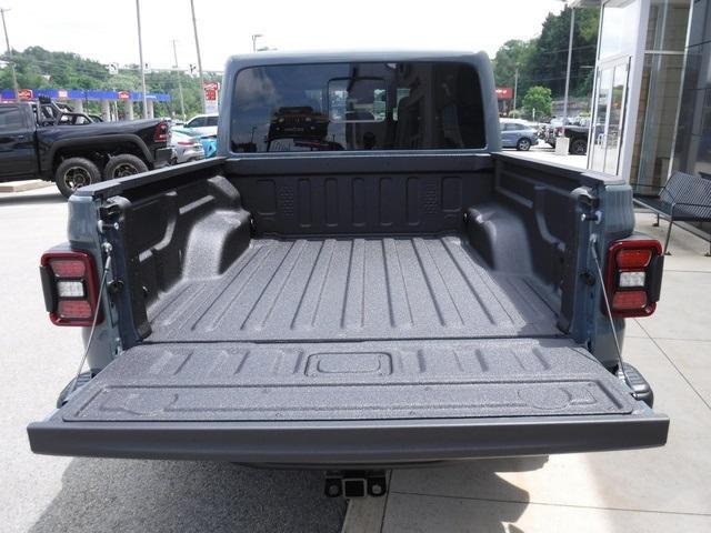 new 2025 Jeep Gladiator car, priced at $59,035