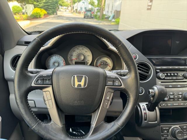 used 2013 Honda Pilot car, priced at $9,000